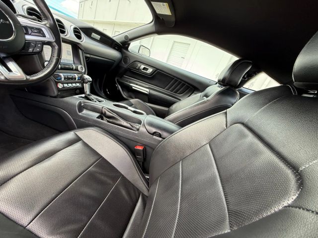 2022 Ford Mustang - Image 77