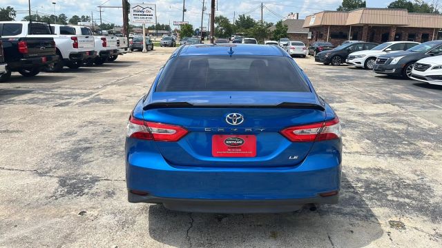 2019 Toyota Camry - Image 21