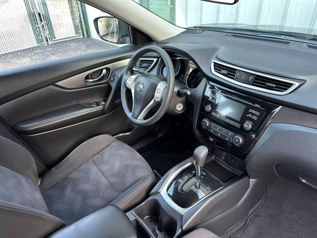 2015 Nissan Rogue - Image 22