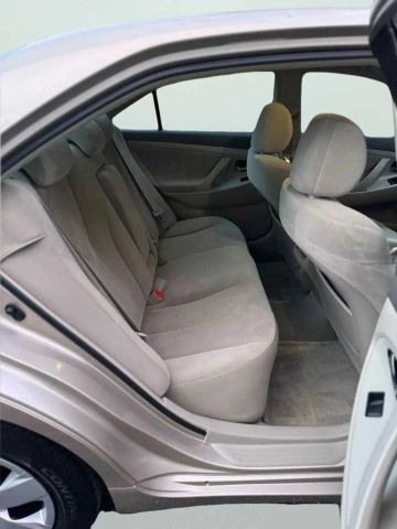 2008 Toyota Camry - Image 17