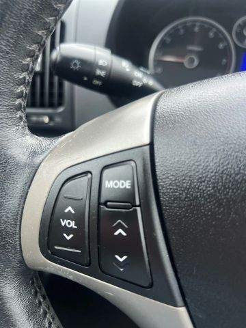 2010 Hyundai Elantra Touring Se Wagon 4d - Image 22