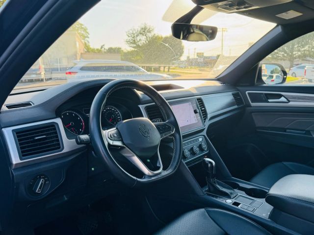 2021 Volkswagen Atlas Cross Sport - Image 12