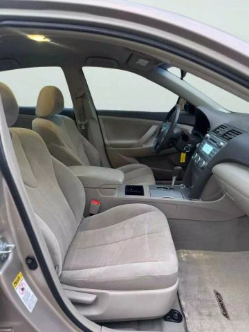 2008 Toyota Camry - Image 20