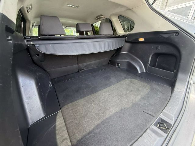 2020 Toyota Rav4 - Image 19