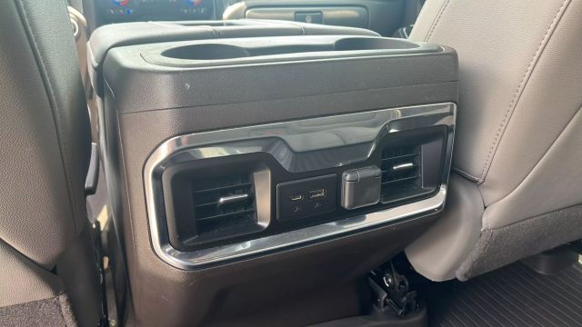 2022 Chevrolet Silverado 1500 Limited Crew Cab - Image 34