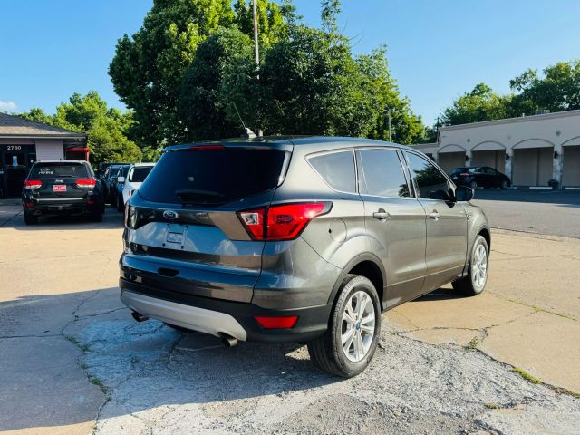 2019 Ford Escape - Image 9