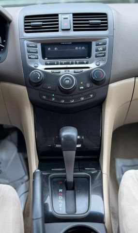 2007 Honda Accord Se Sedan 4d - Image 12