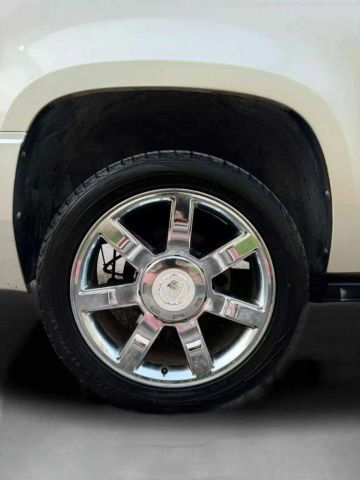 2013 Cadillac Escalade Esv - Image 37