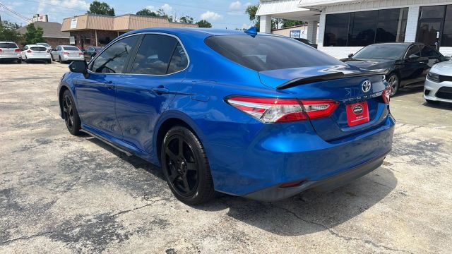 2019 Toyota Camry - Image 24