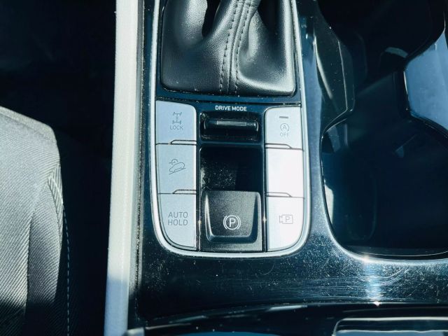 2022 Hyundai Tucson - Image 39