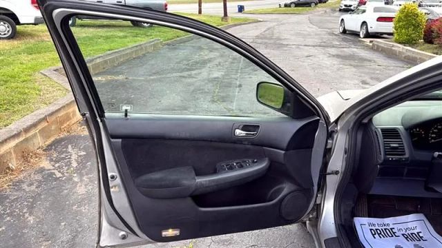 2007 Honda Accord - Image 9