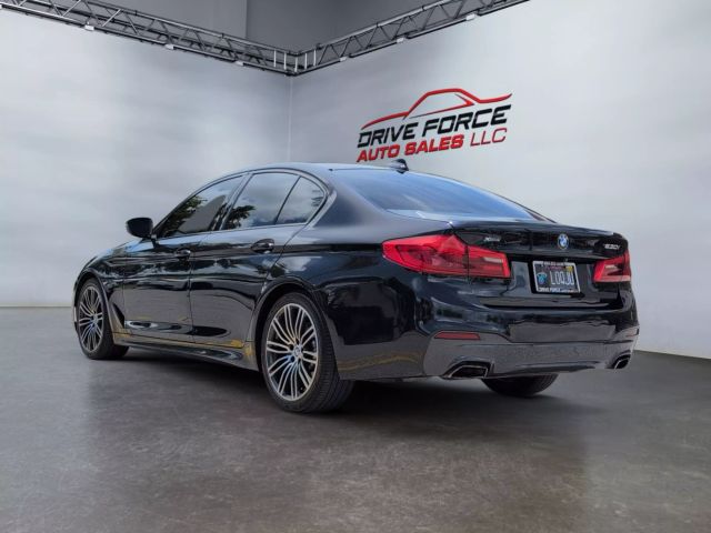 2019 Bmw 5 Series - Image 3