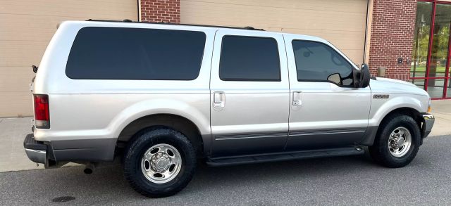 2002 Ford Excursion - Image 5
