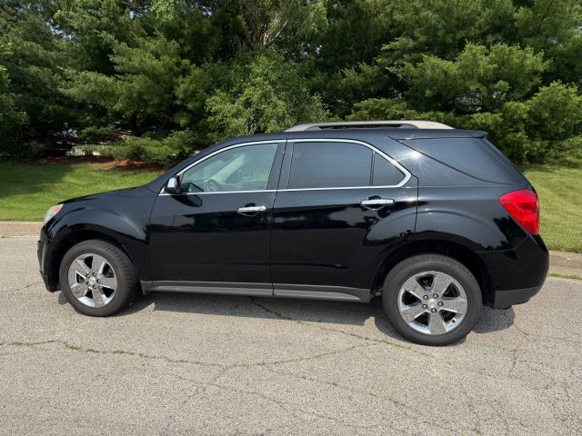 2015 Chevrolet Equinox Lt Sport Utility 4d - Image 2
