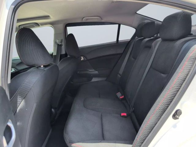 2012 Honda Civic - Image 13
