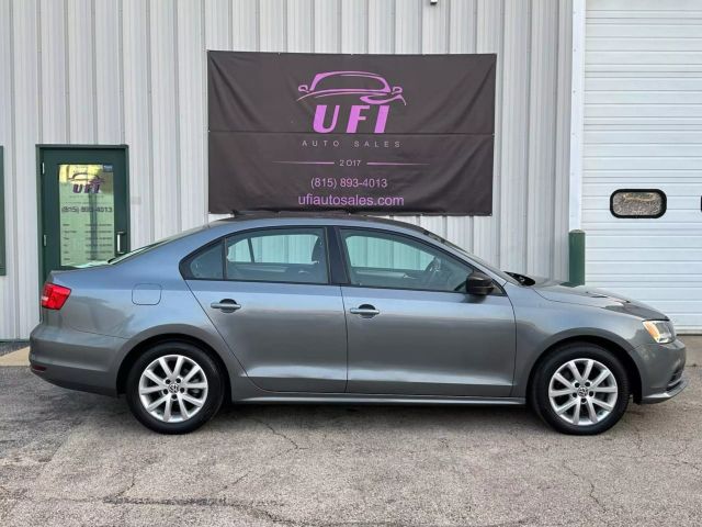 2015 Volkswagen Jetta - Image 3