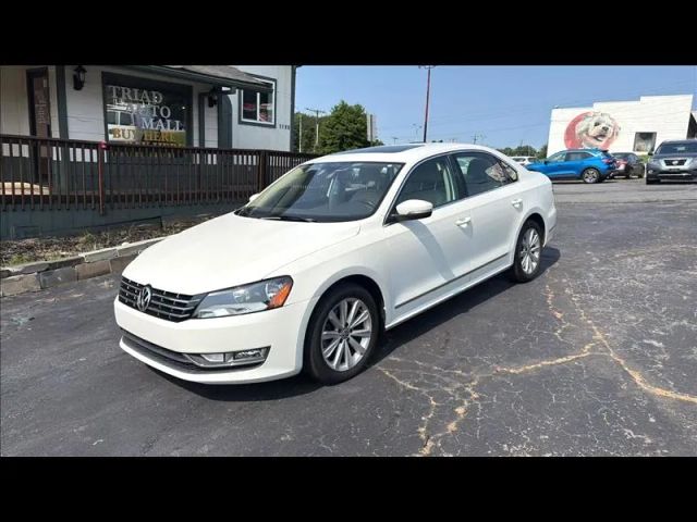 2013 Volkswagen Passat - Image 1