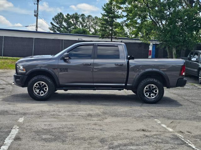 2016 Ram 1500 Crew Cab - Image 5