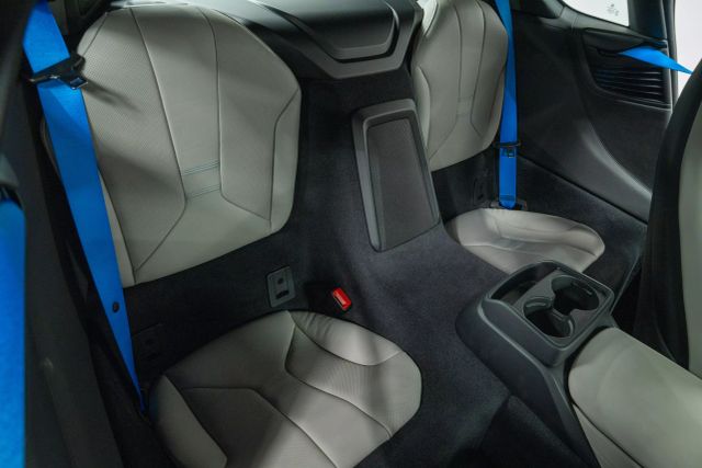2015 Bmw I8 Coupe 2d - - Image 27