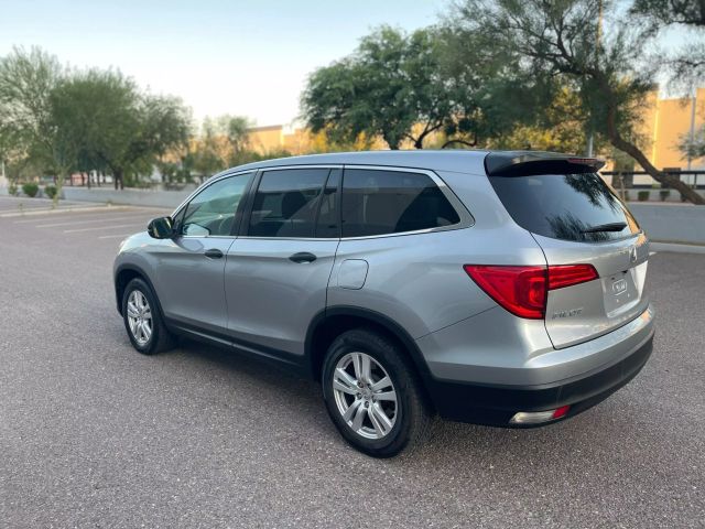 2016 Honda Pilot - Image 10