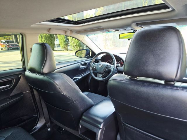 2017 Toyota Camry - Image 30