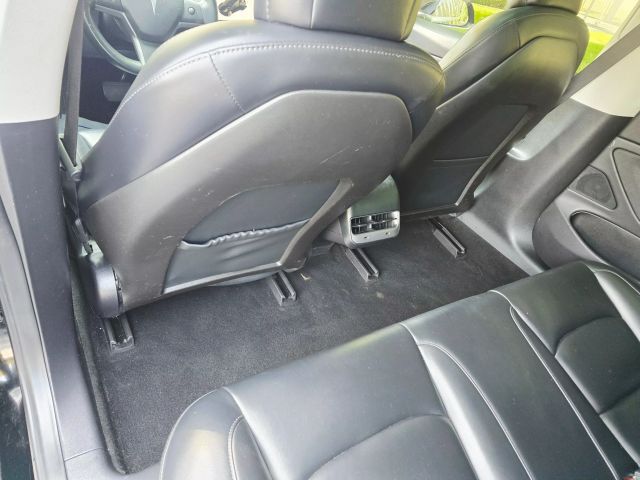 2019 Tesla Model 3 - Image 28