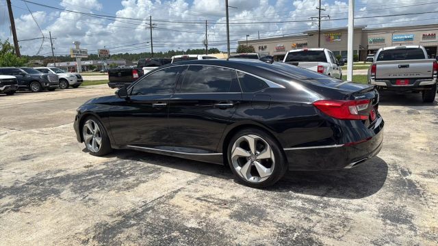 2018 Honda Accord - Image 26