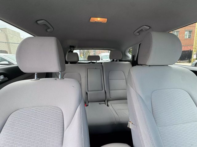 2019 HYUNDAI TUCSON SUV 4-CYL, 2.0 LITER SE SPORT UTILITY 4D