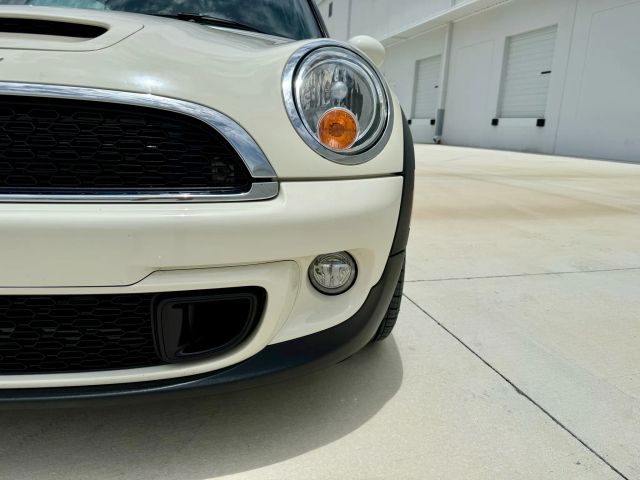 2015 Mini Convertible - Image 45