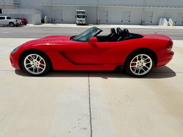 2004 Dodge Viper - Image 31