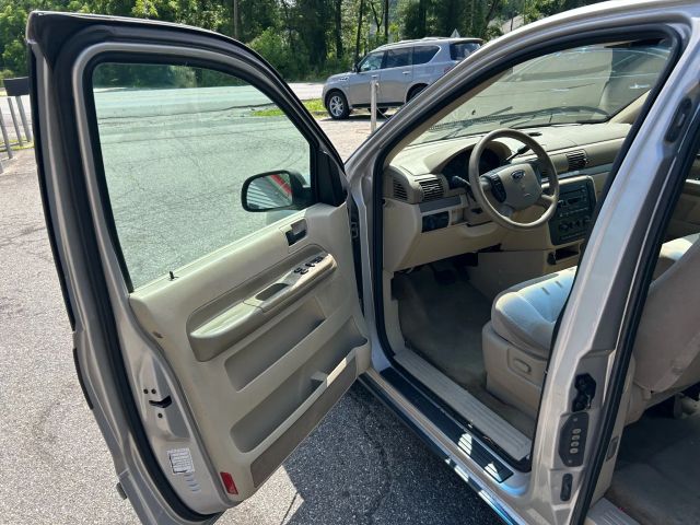 2005 Ford Freestar Passenger - Image 15