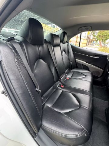 2022 Toyota Camry Hybrid - Image 14
