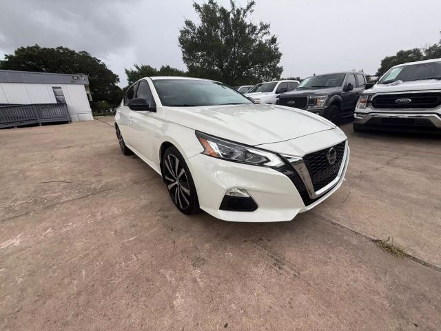 2019 Nissan Altima - Image 3