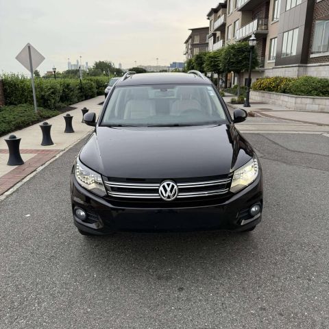 2016 Volkswagen Tiguan 2.0t Se 4motion Sport Utility 4d - Image 2