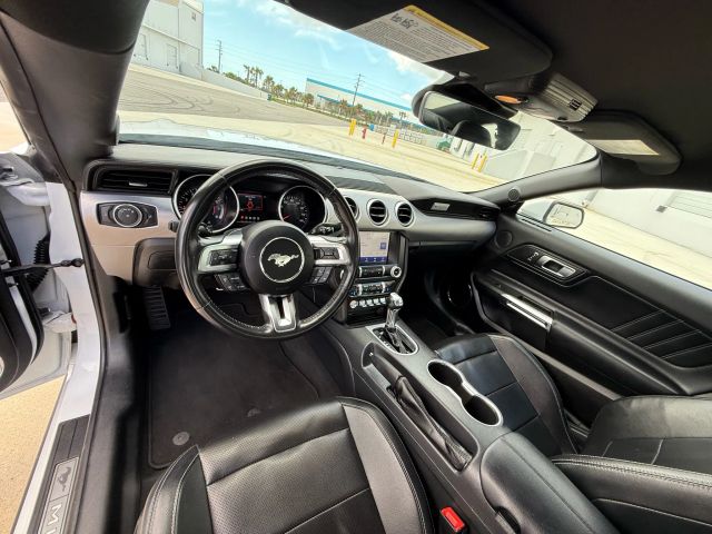 2022 Ford Mustang - Image 79