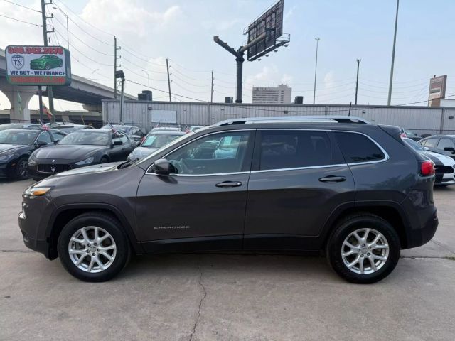 2016 Jeep Cherokee - Image 6