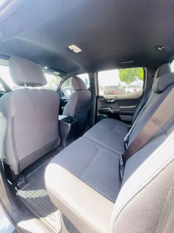 2018 Toyota Tacoma Double Cab - Image 23