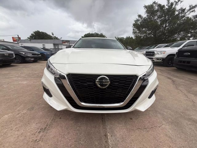 2019 Nissan Altima - Image 5