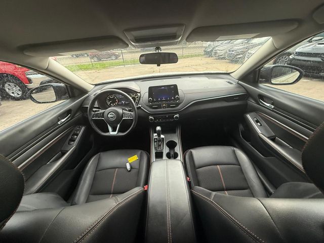 2019 Nissan Altima - Image 14