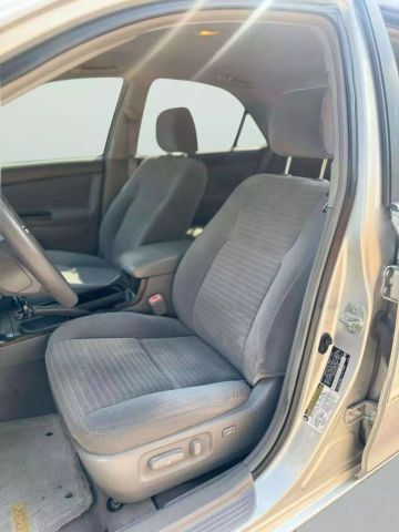 2006 Toyota Camry - Image 11
