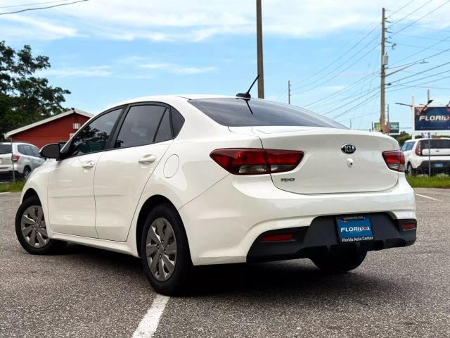 2019 Kia Rio - Image 4