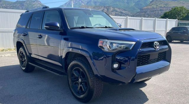 2022 Toyota 4runner - Image 4