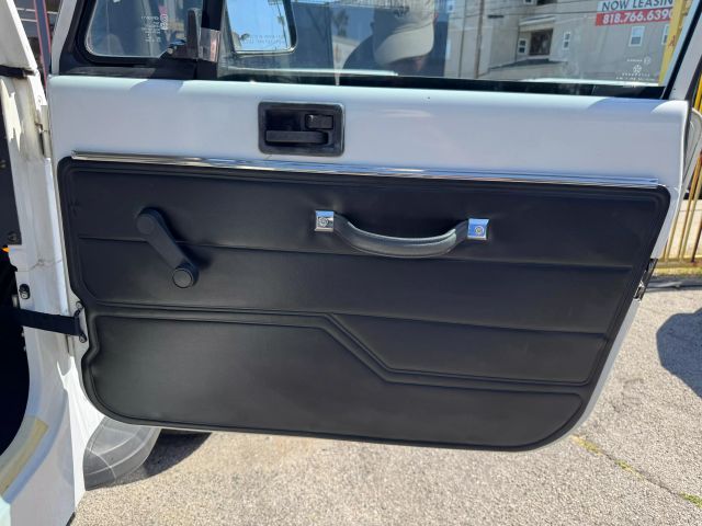1994 Jeep Wrangler - Image 37