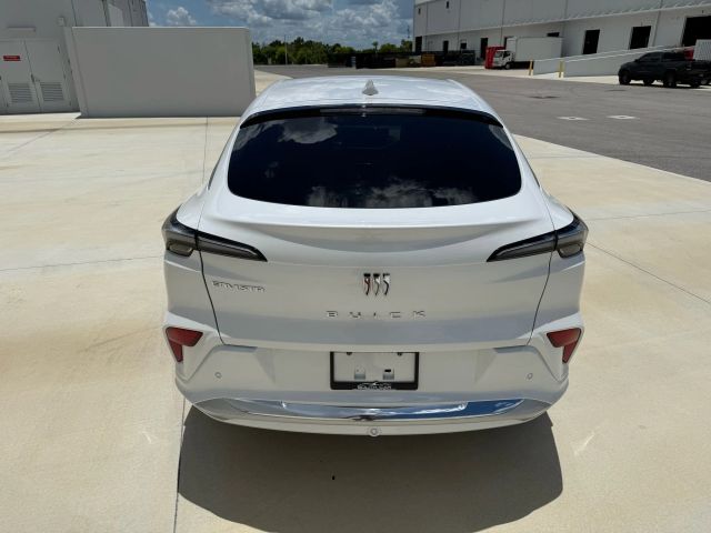 2025 Buick Envista - Image 21