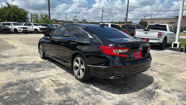 2018 Honda Accord - Image 24