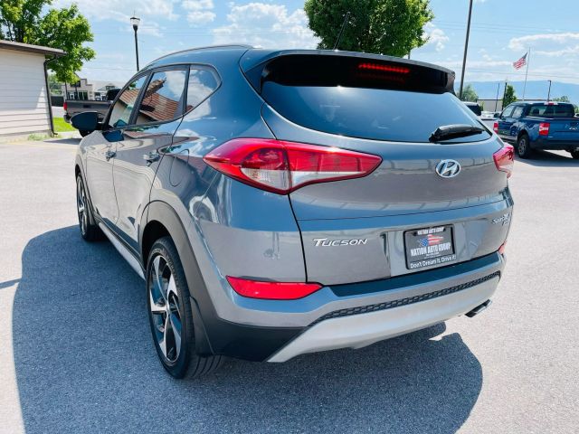 2017 Hyundai Tucson - Image 9