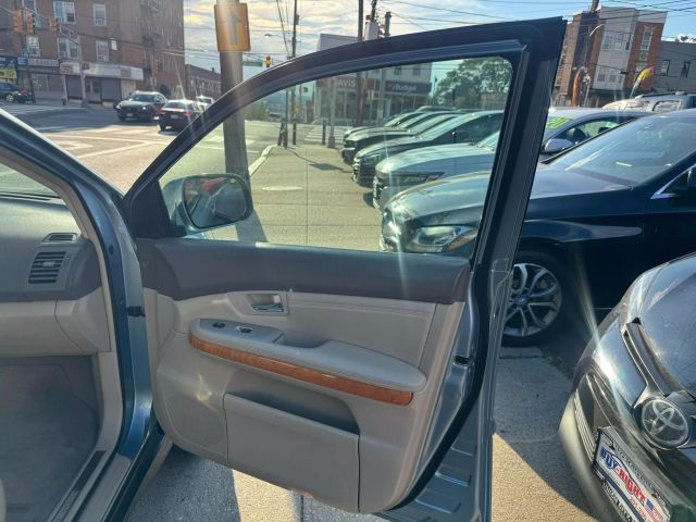 2005 LEXUS RX SUV V6, 3.3 LITER RX 330 SPORT UTILITY 4D