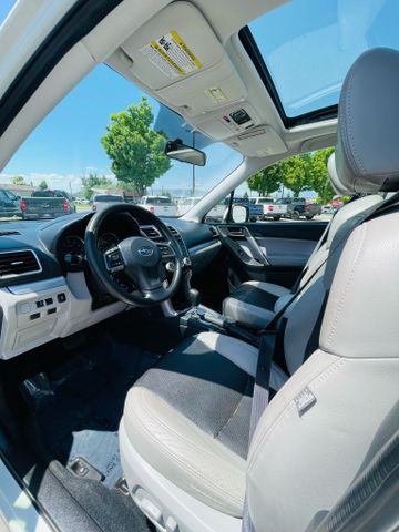 2016 Subaru Forester - Image 17