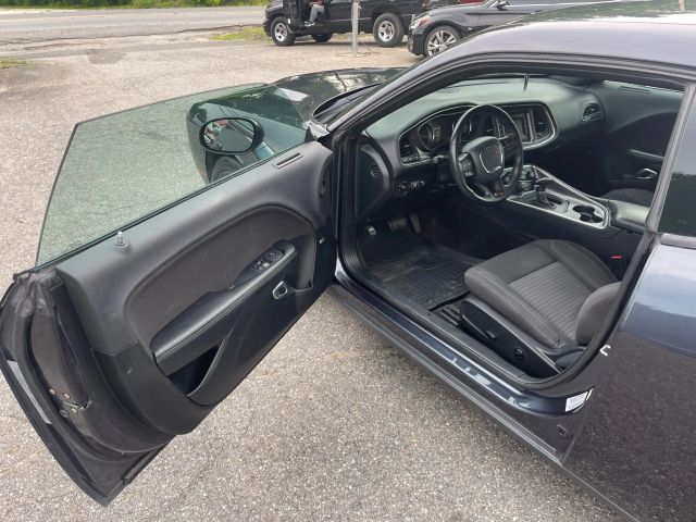 2017 Dodge Challenger - Image 11
