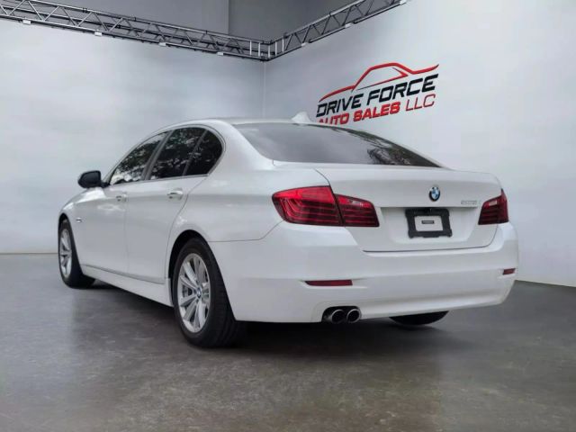 2016 Bmw 5 Series - Image 3